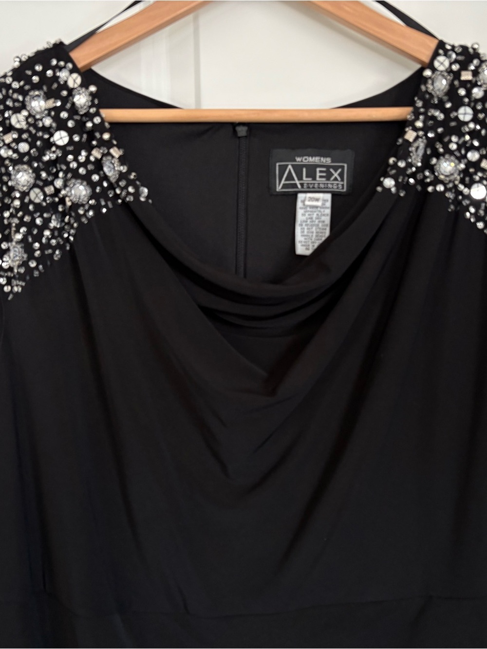 Black Evening/Cocktail Midi Dress with Beaded Cap Shoulders 20W - Picture 2 of 6